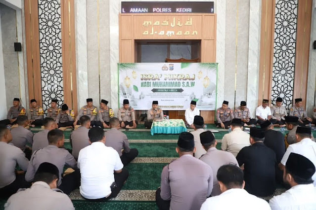 Memperingati Isra’ Mi’raj, Polres Kediri Ajak Personel Seimbangkan Iman dan Tugas