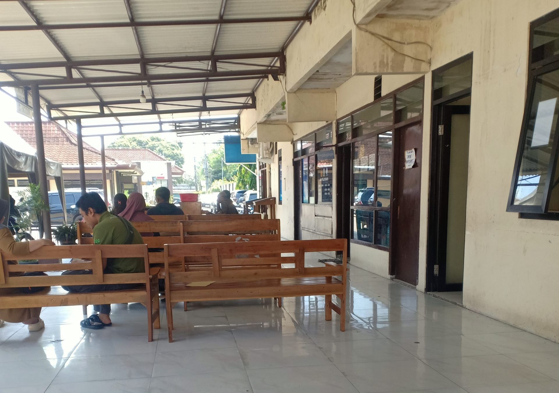 Ngurus Pajak Di Samsat Kediri Kota?? Katanya Gampang, Cepat, Nggak Ribet!!